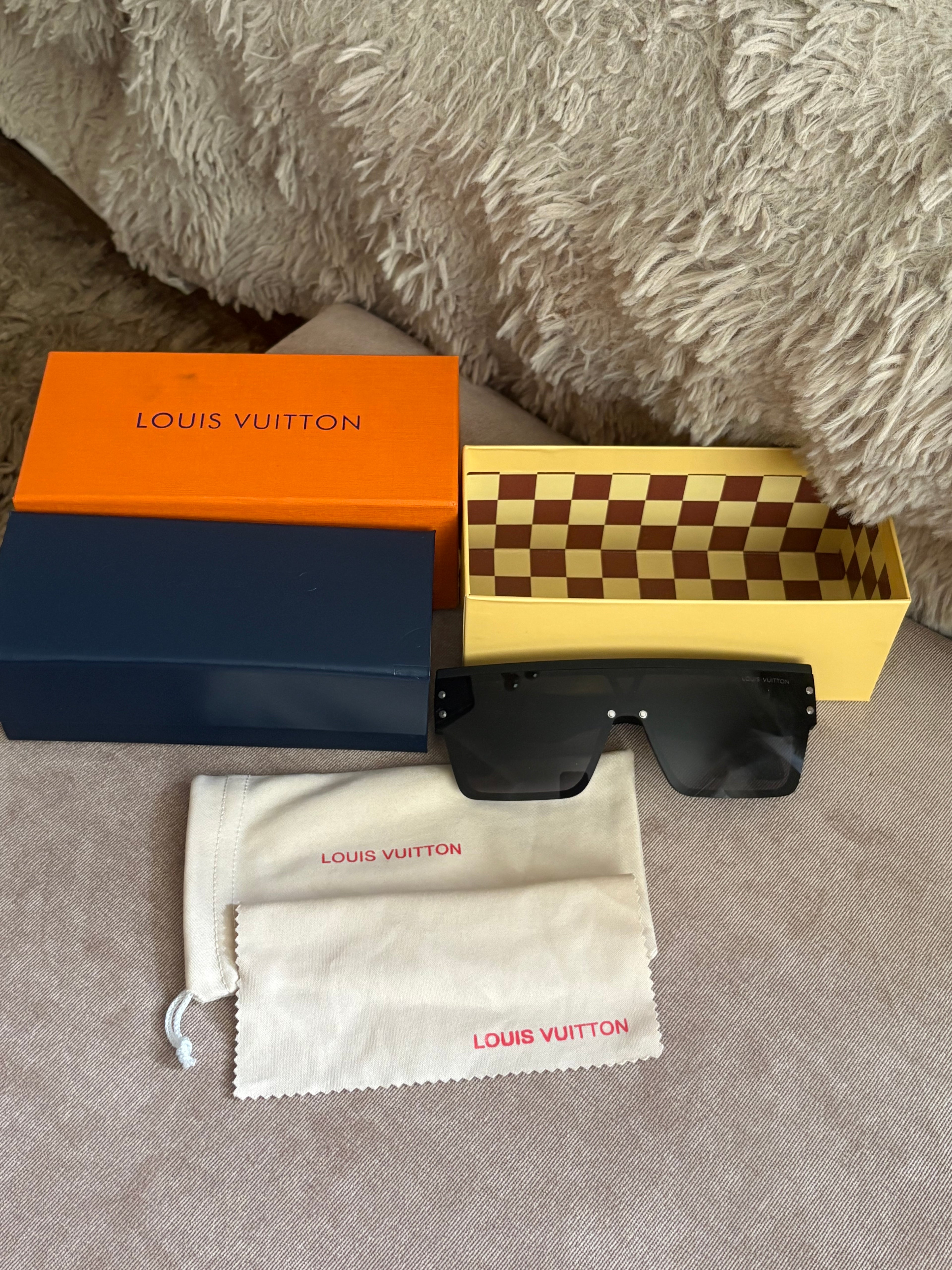 Louis Vuitton Cyclone Sunglasses Matte black