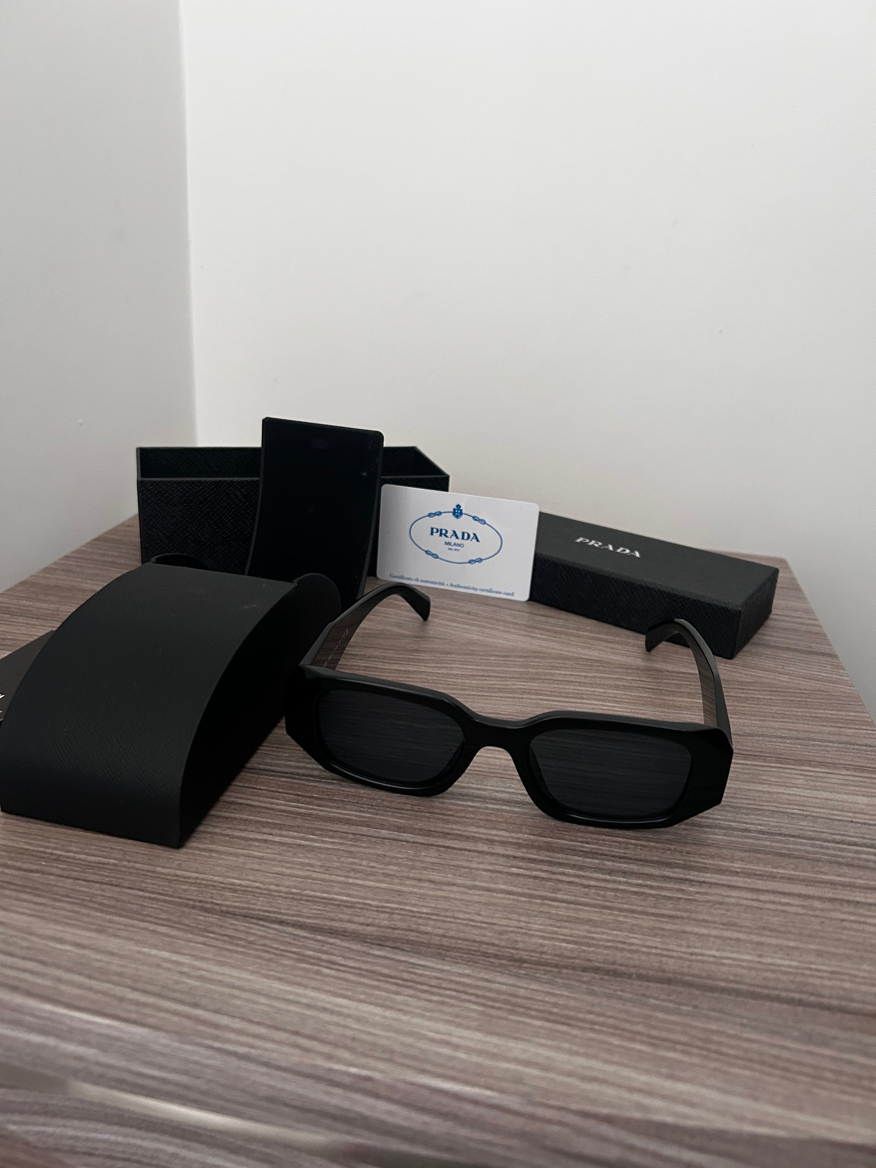 PRADA UNISEX SUNGLASSES