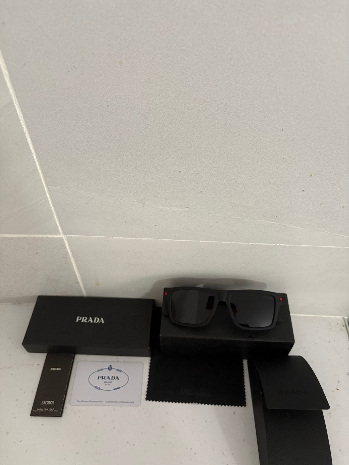 MENS PRADA SUNGLASSES